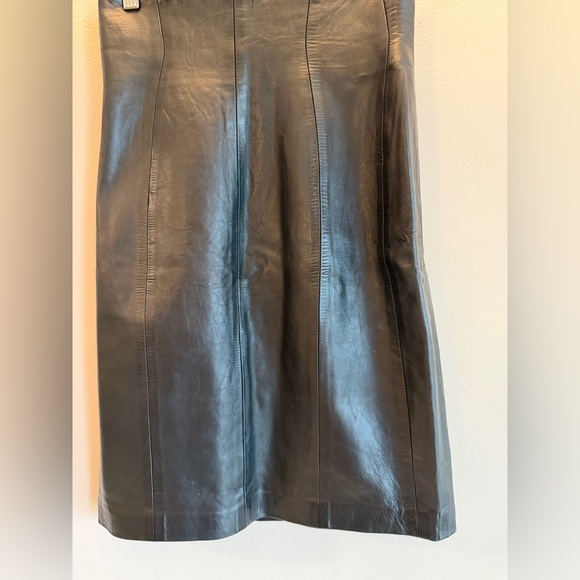 Allison Goulard Paris skirt - Picture 2 of 4